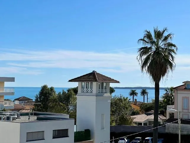 Classé 3 étoiles Vue - Terrasse Et